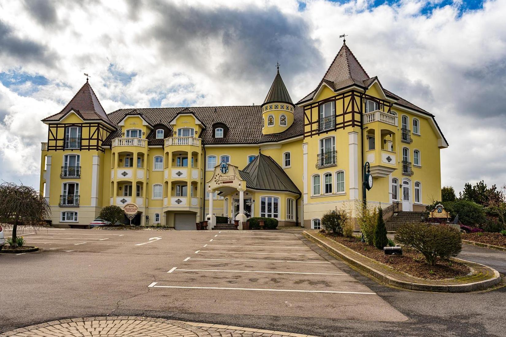 Schloss Hotel Holzrichter Nachrodt-Wiblingwerde Exterior foto